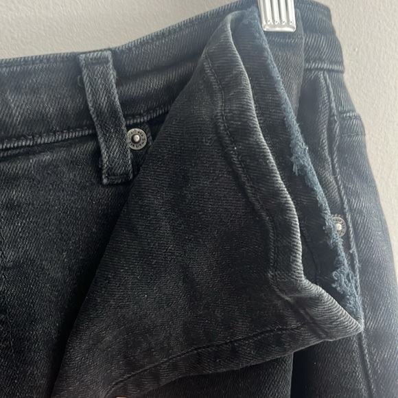 REFORMATION Jeans Size 28 - Picture 5 of 6